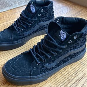 Vans black suede leopard print sneakers women’s size 6